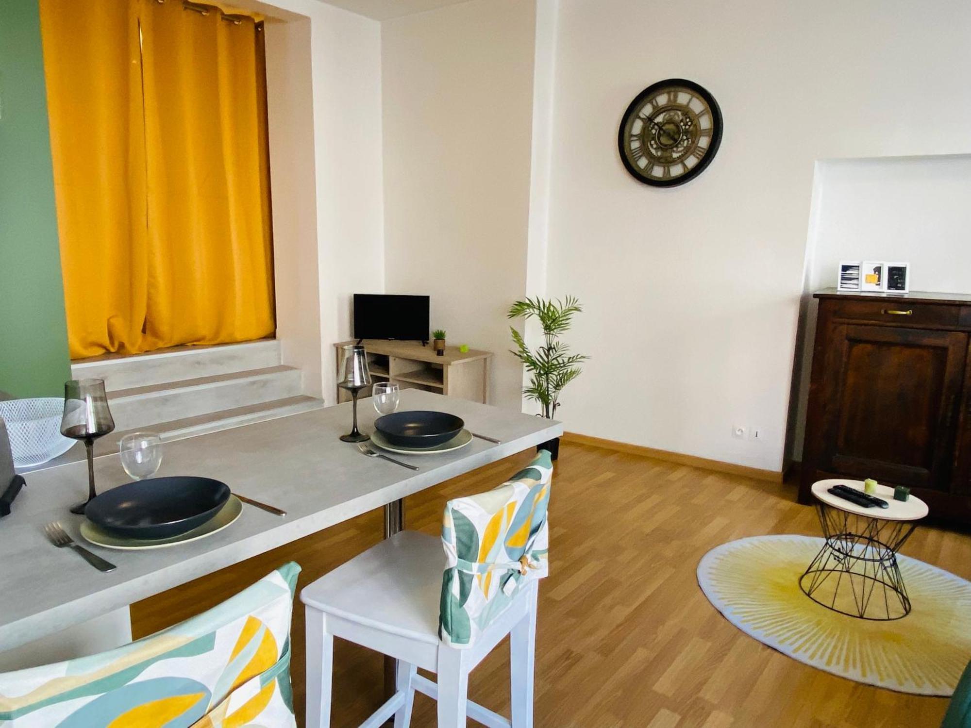 Appartement Le Saint Cyrice à Rodez Extérieur photo